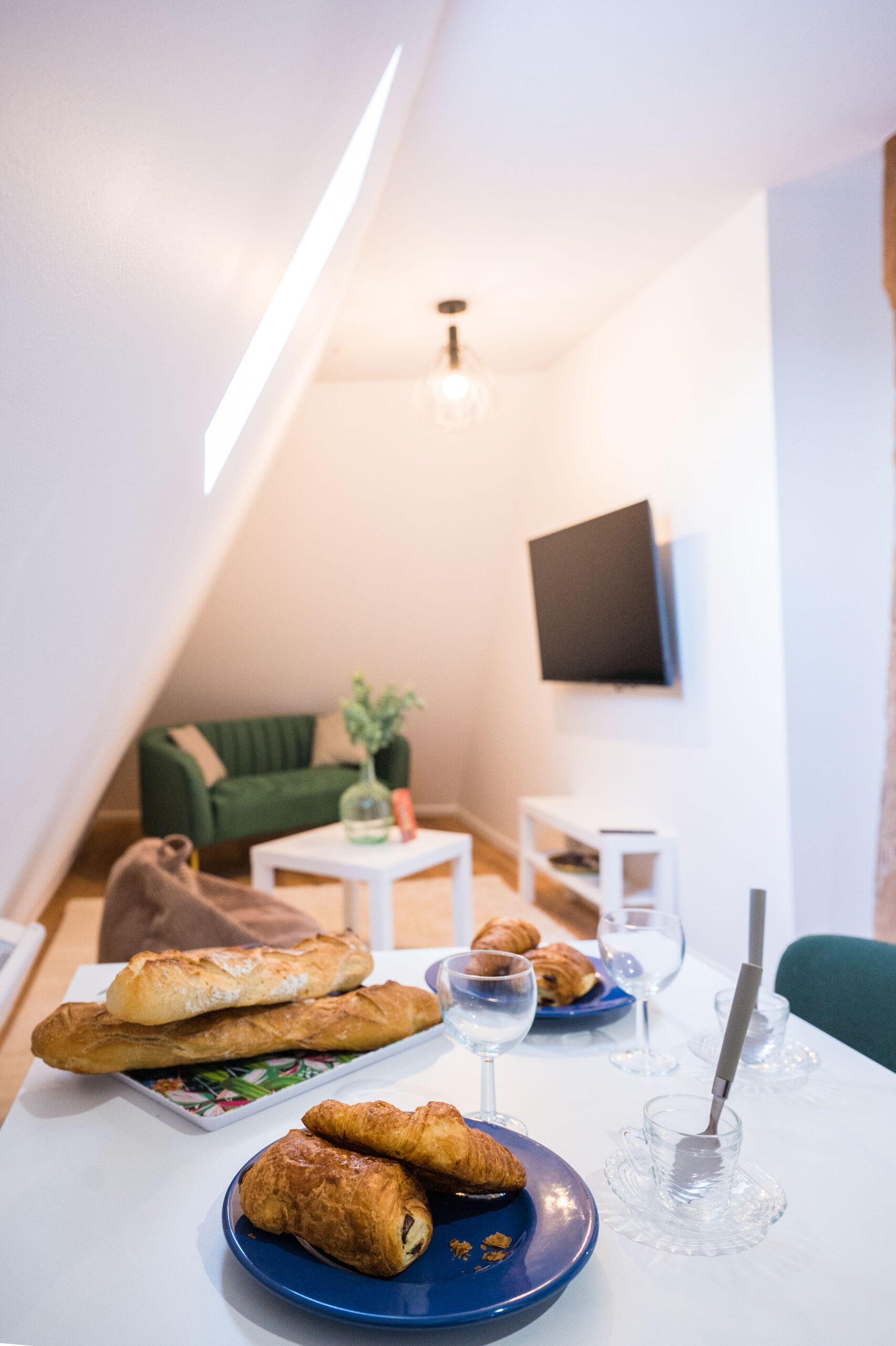 Conciergerie Bergeracoise - FAQ 1 Conciergerie Bergeracoise - Petit dej scaled